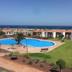 https://marina-golf-apartments.adeje-hotels.com
